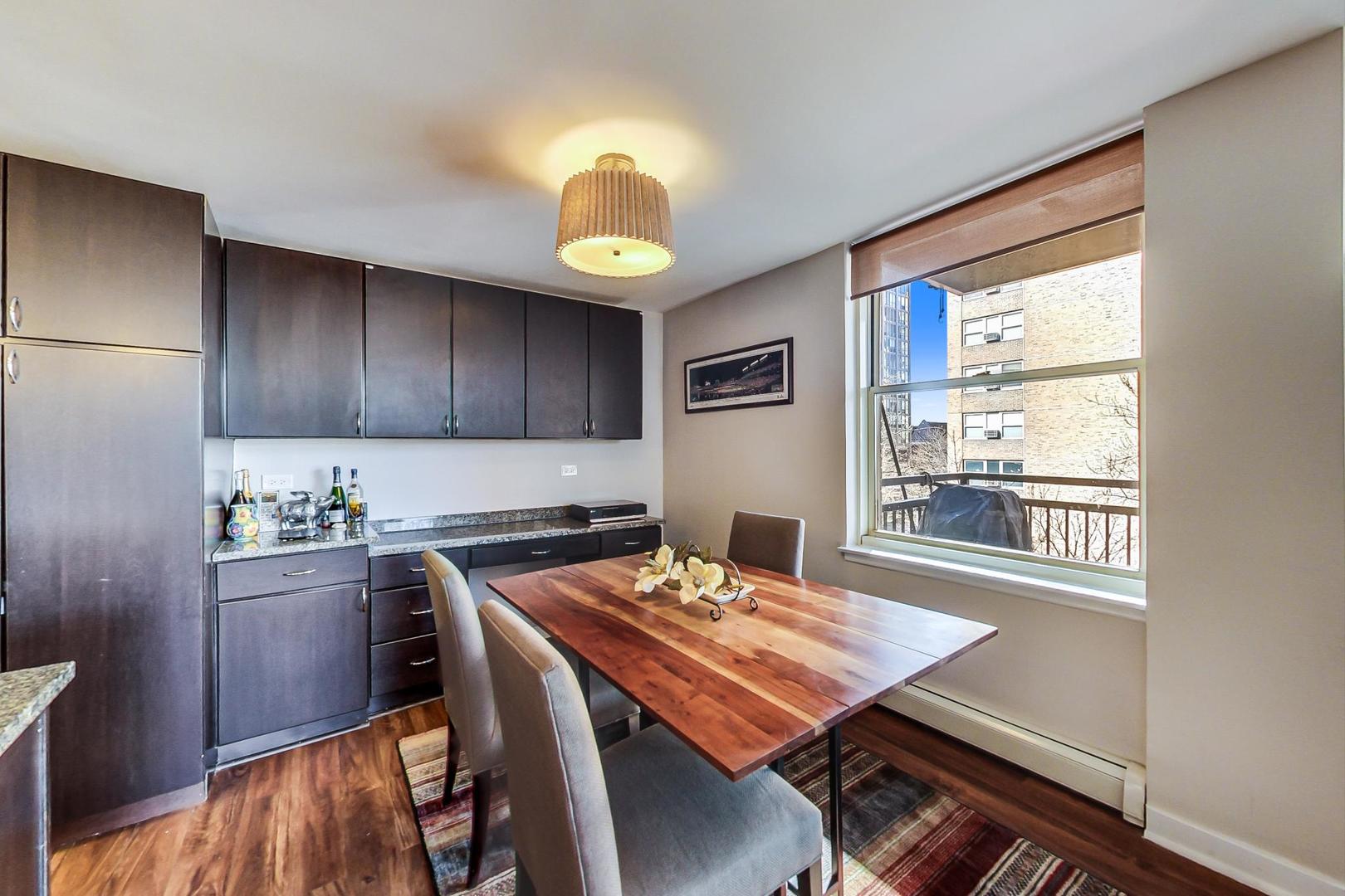 3033 North Sheridan Road, Unit 501 Chicago, IL 60657 - Photo 10 of 29