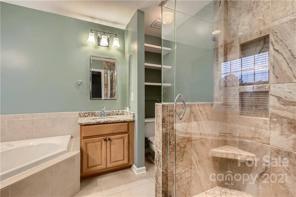 430 Glandon Court Fort Mill, SC 29708 - Photo 18 of 32 Gallery Image 18