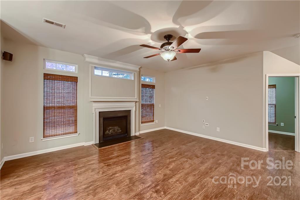 430 Glandon Court Fort Mill, SC 29708 - Photo 7 of 32 Gallery Image 7
