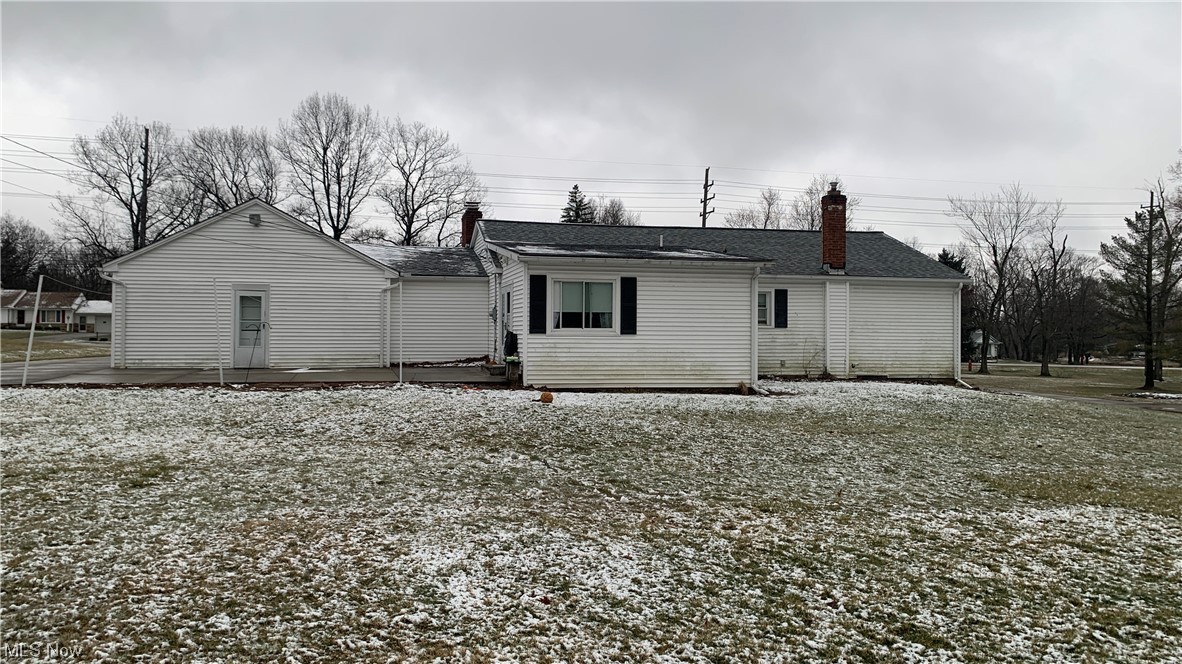 18375 Alexander Road Walton Hills, OH 44146 - Photo 4 of 25 View of rear view of property