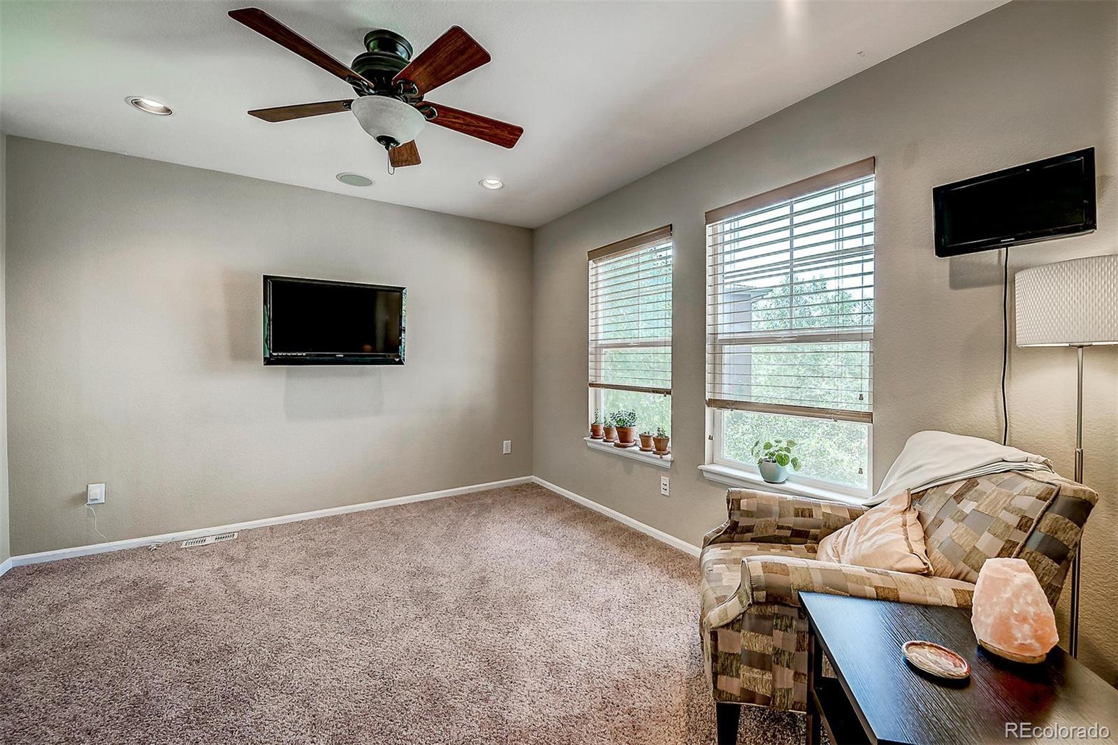 10737 Towerbridge Circle Highlands Ranch, CO 80130 - Photo 18 of 30
