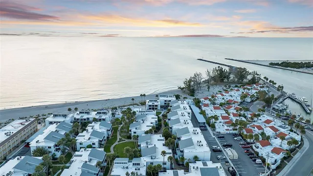 $489,000 | 1555 Tarpon Center Drive, Unit 214, Venice, FL 34285