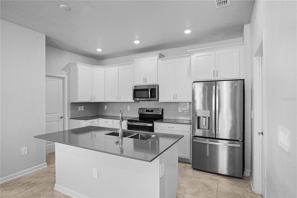 6449 Sprucepine Lane St. Cloud, FL 34771 - Photo 11 of 43