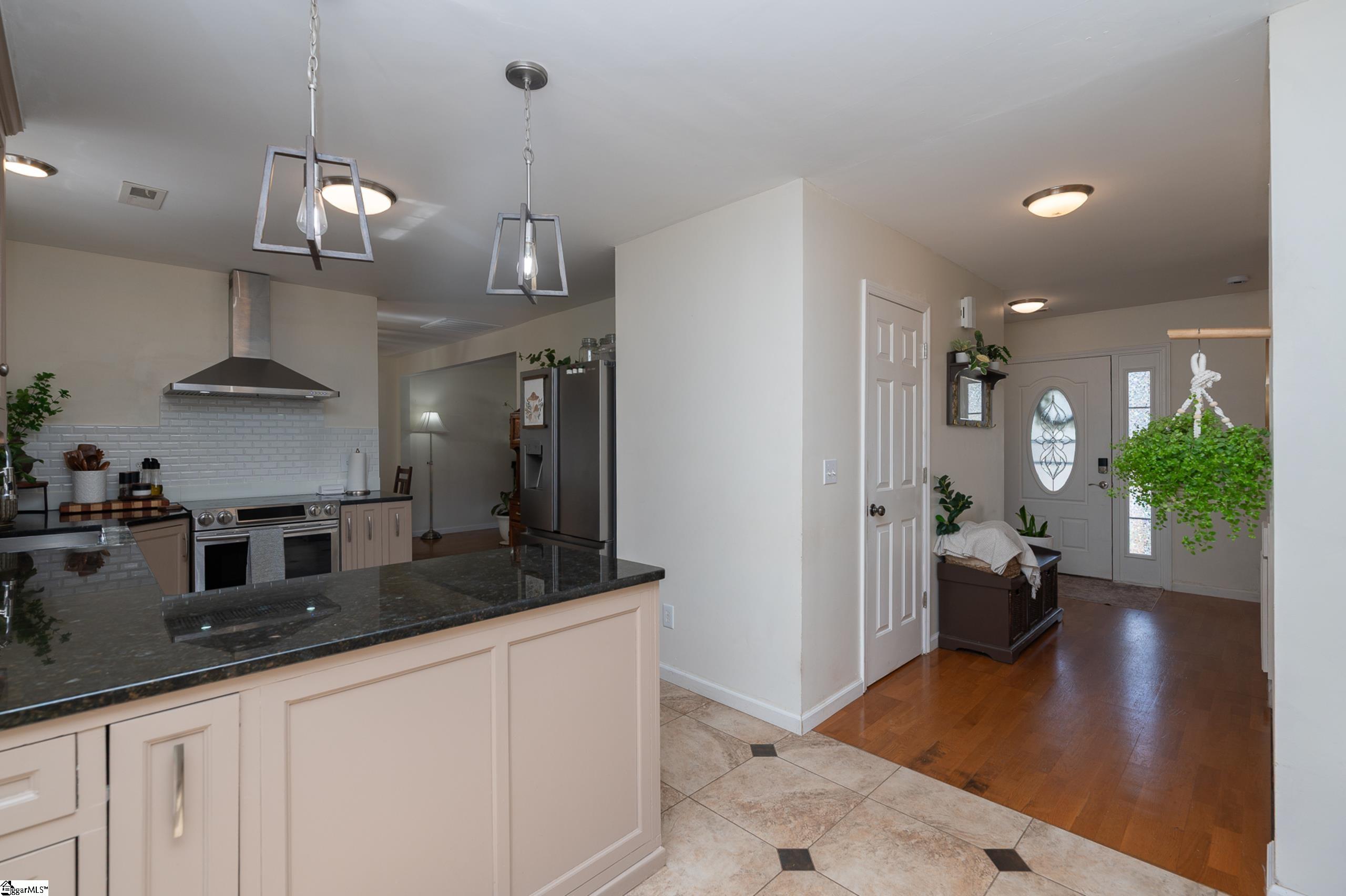 39 Perkins Court Greer, SC 29651 - Photo 14 of 30