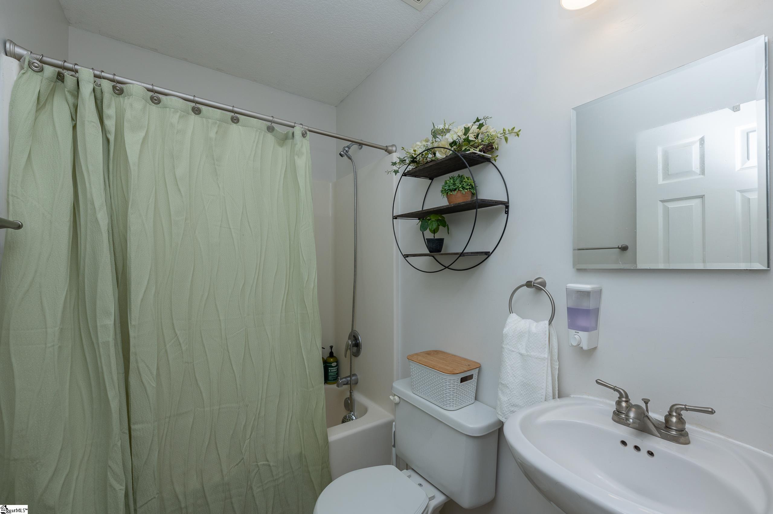 39 Perkins Court Greer, SC 29651 - Photo 25 of 30