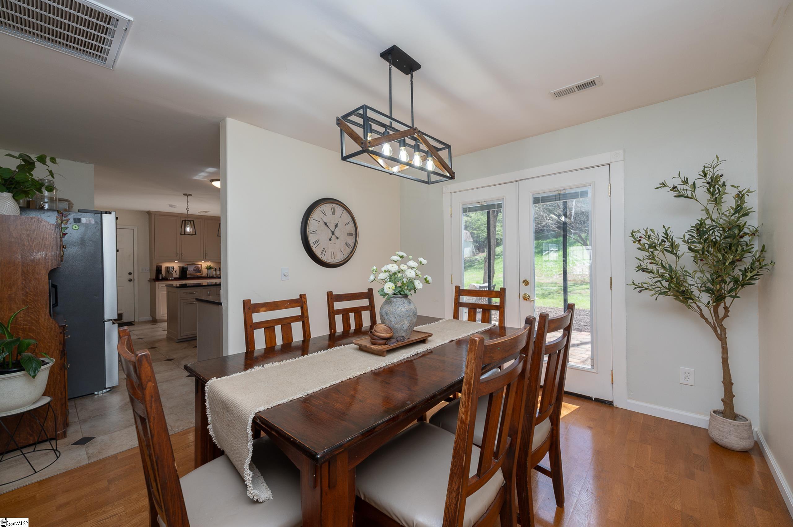 39 Perkins Court Greer, SC 29651 - Photo 10 of 30