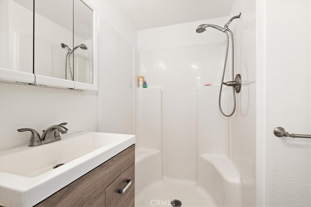 4485 Dwight Avenue Riverside, CA 92507 - Photo 15 of 15 a bathroom with a sink