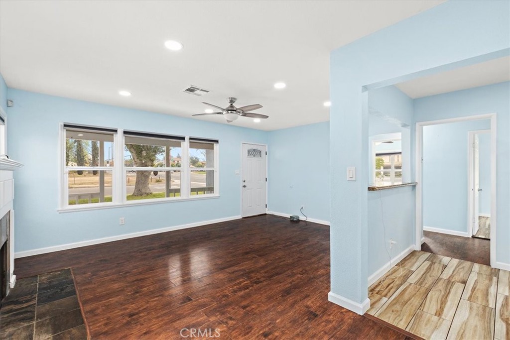 4485 Dwight Avenue Riverside, CA 92507 - Photo 3 of 15 a bedroom with a bed and a window