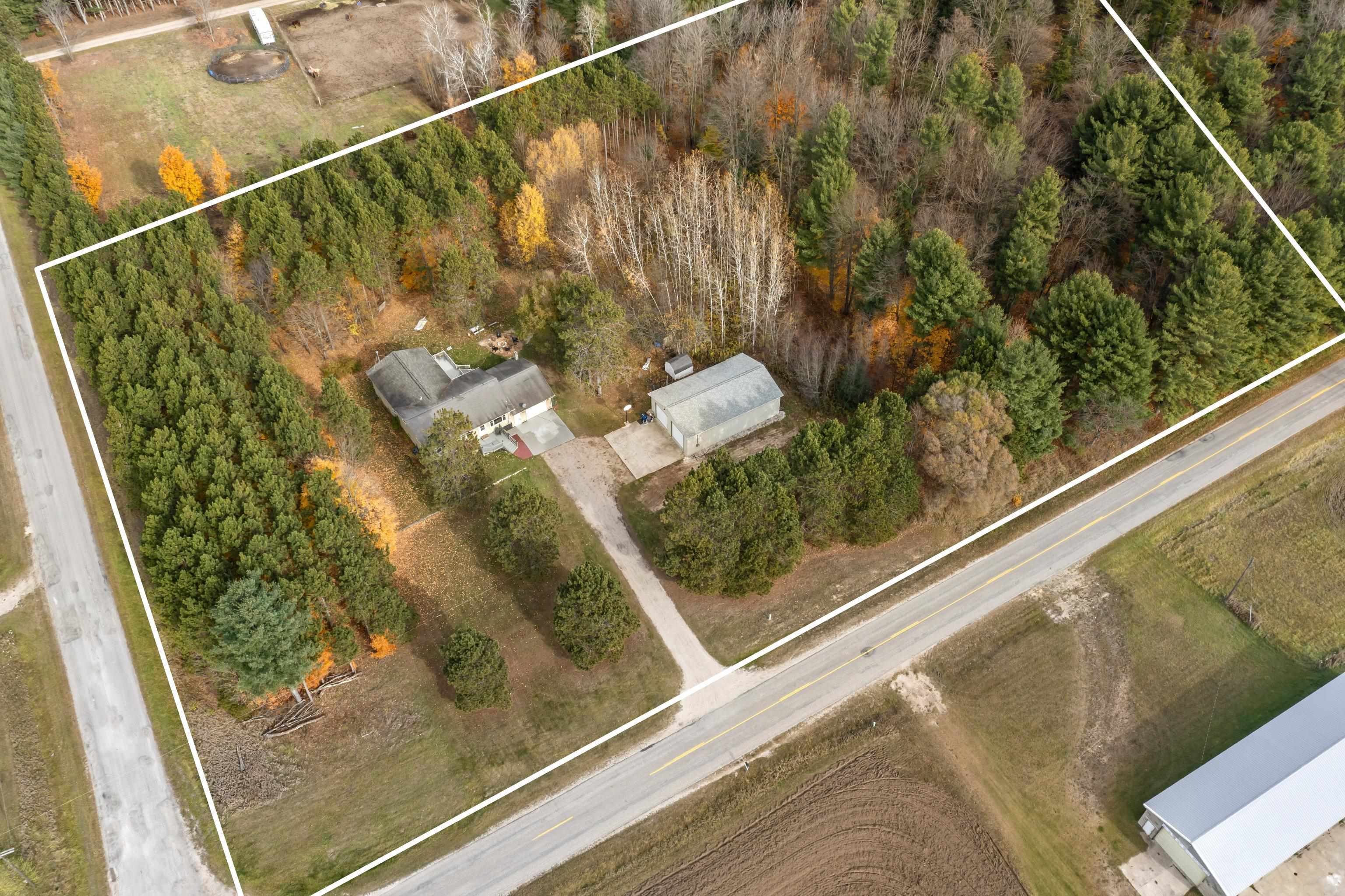 5276 Demerly Road Benzonia, MI 49616 - Photo 40 of 42