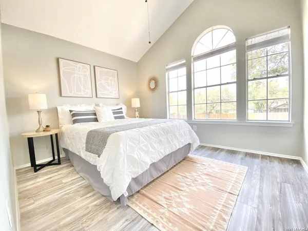 $1,350 | 10254 Dover, Unit 302, San Antonio, TX 78250