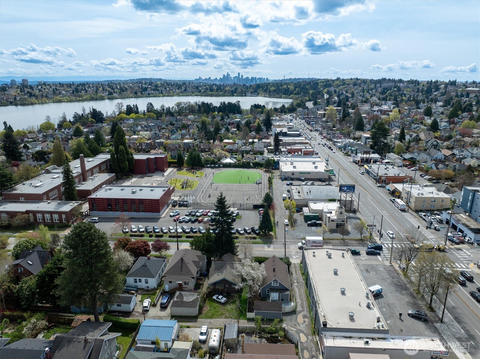 1112 North 80th Street Seattle, WA 98103 - Photo 28 of 29 a view of a city