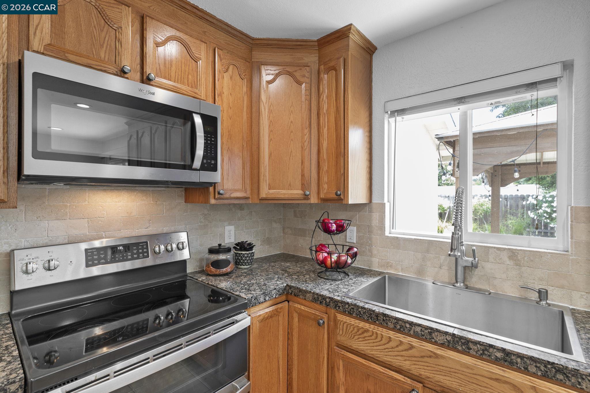 2674 East Olivera Road Concord, CA 94519 - Photo 17 of 44