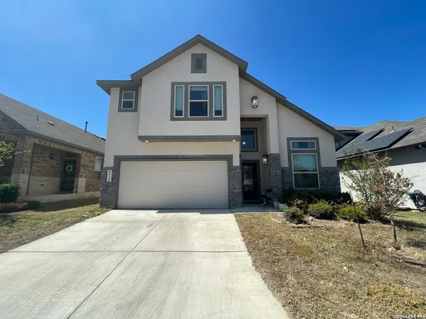 $2,800 | 5514 Pin Point, San Antonio, TX 78259