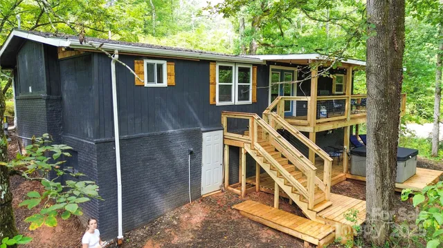 $299,000 | 314 McDonald Road, Franklin, NC 28734