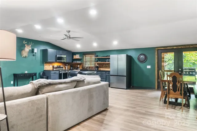 $299,000 | 314 McDonald Road, Franklin, NC 28734