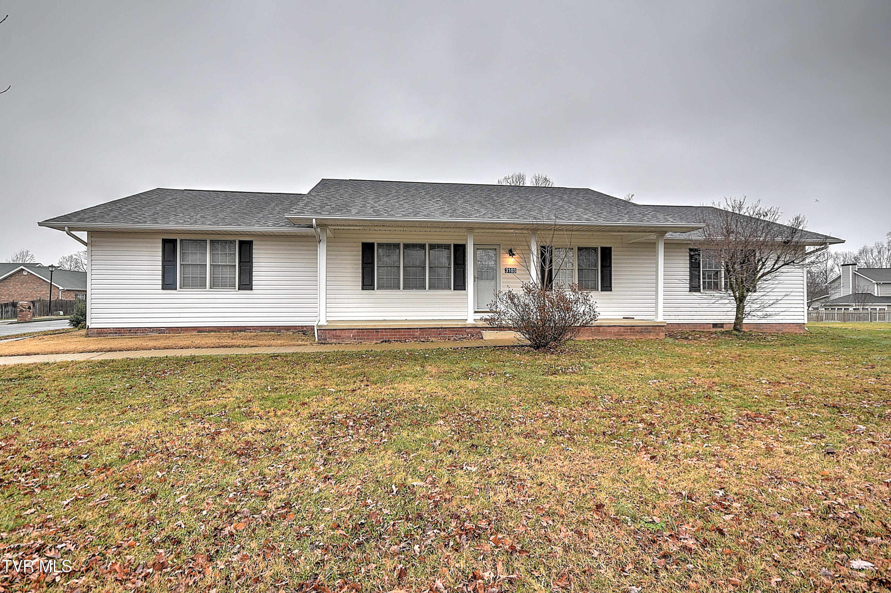 3103 Vicksburg Road Johnson City, TN 37604 - Photo 1 of 25 Front