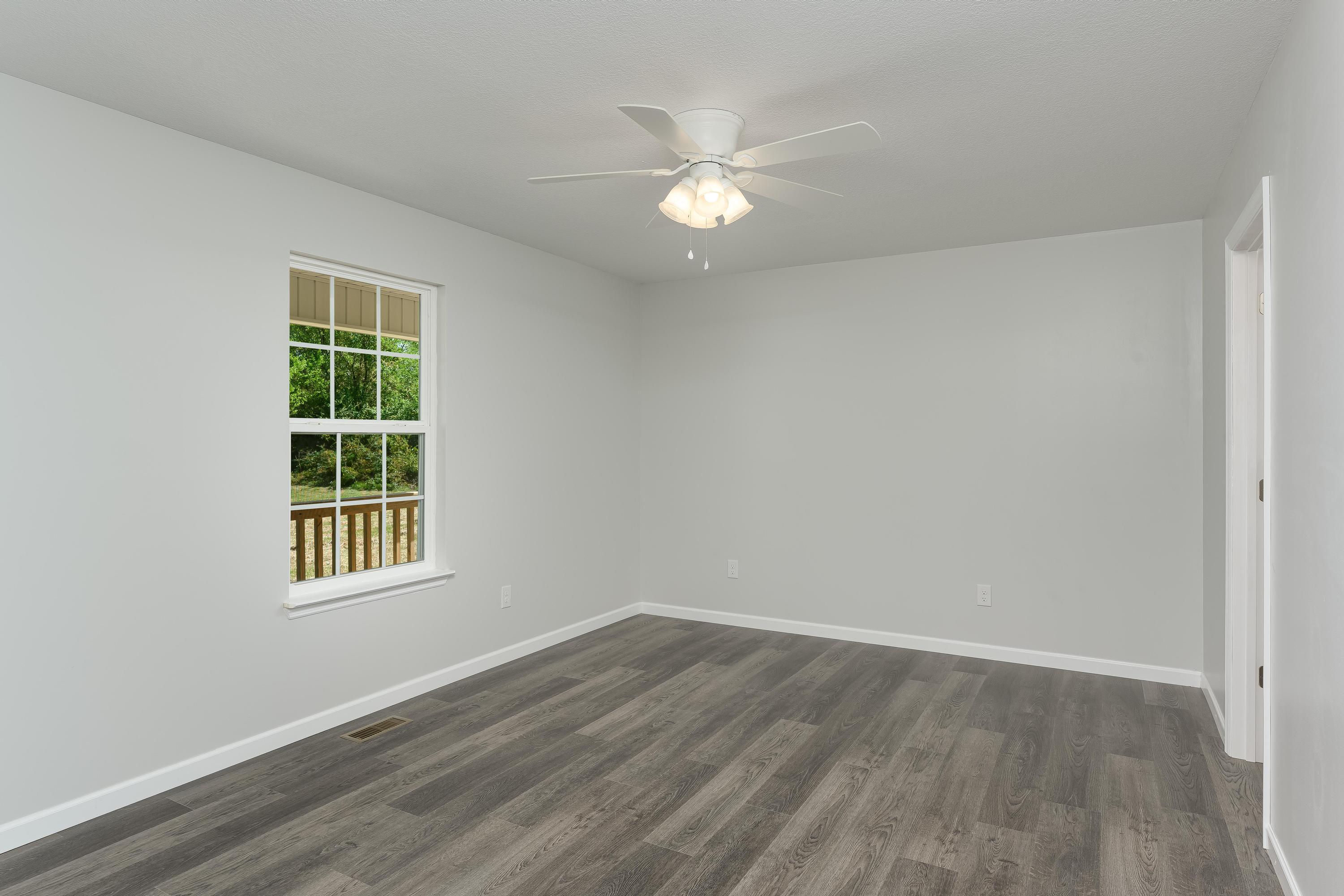394 Etowah Road Benton, TN 37307 - Photo 12 of 20 10