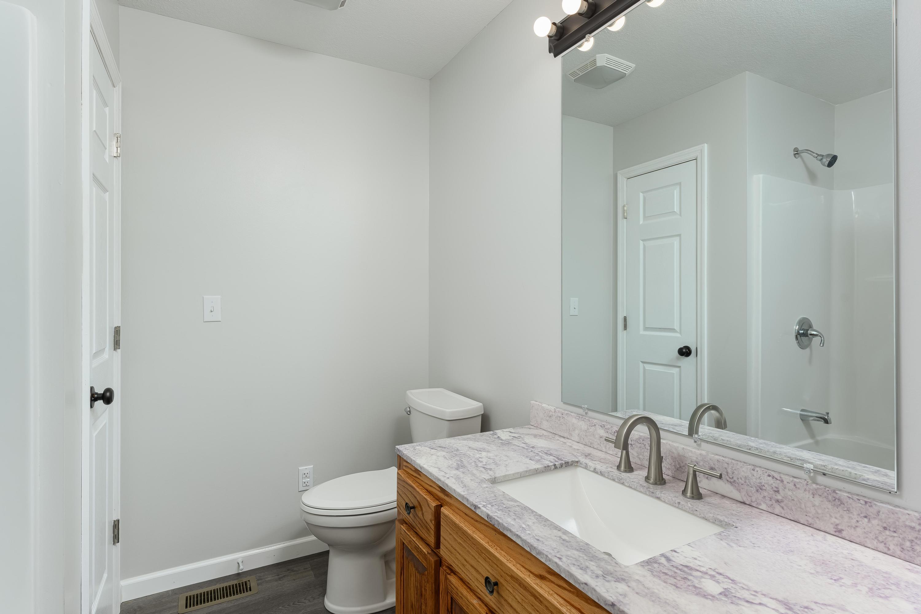394 Etowah Road Benton, TN 37307 - Photo 13 of 20 11
