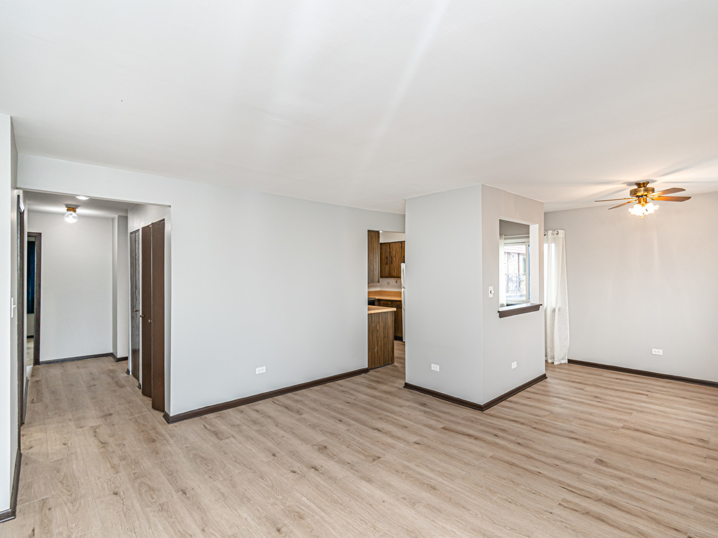 1763 West Algonquin Road, Unit 3B Mount Prospect, IL 60056 - Photo 8 of 21 Gallery Image 8