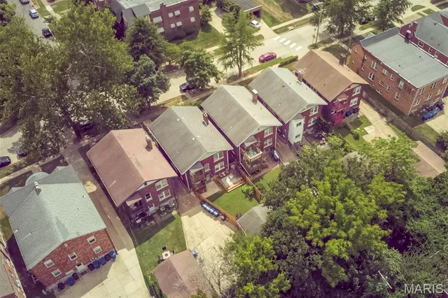 $399,000 | 1109 Claytonia Terrace, Richmond Heights, MO 63117