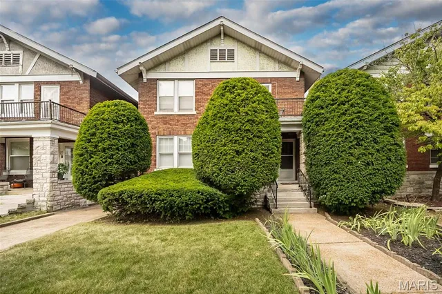 $399,000 | 1109 Claytonia Terrace, Richmond Heights, MO 63117