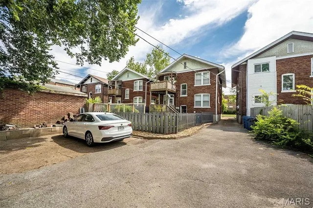 $399,000 | 1109 Claytonia Terrace, Richmond Heights, MO 63117