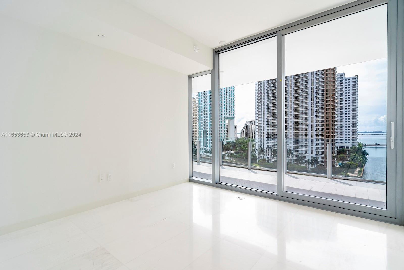 300 Biscayne Blvd Way, Unit 902 Miami, FL 33131 - Photo 18 of 31