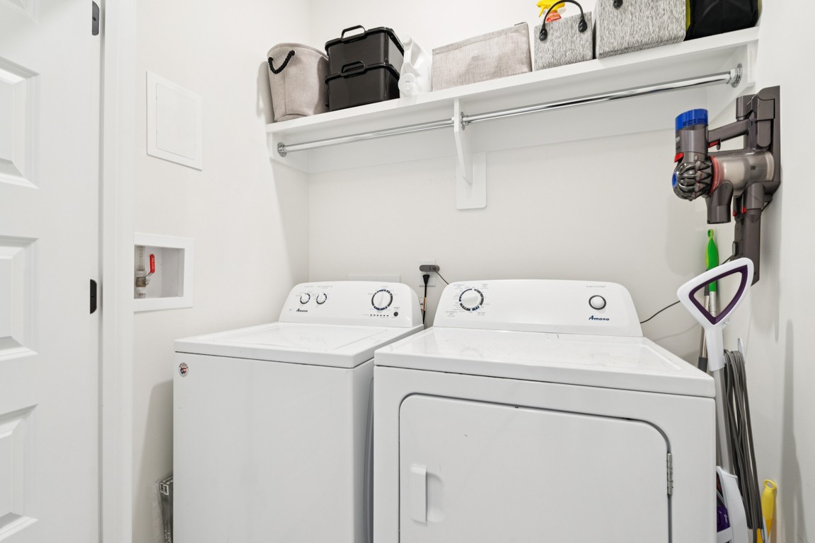 152 Bess Boulevard Spring Hill, TN 37174 - Photo 17 of 25 a utility room with dryer and washer