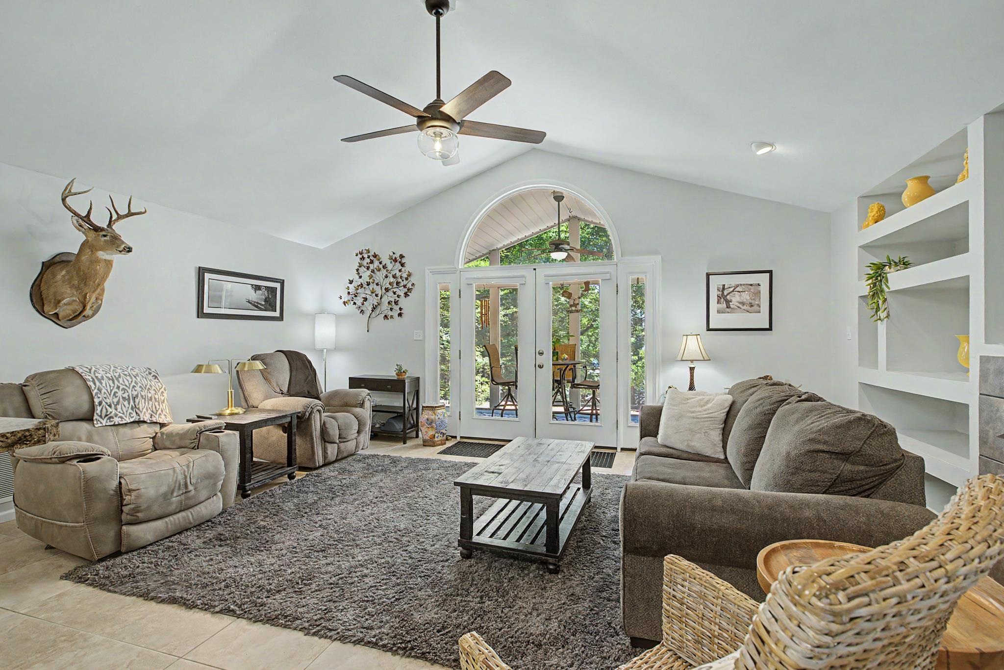 2865 Parramore Shores Road Tallahassee, FL 32310 - Photo 20 of 68