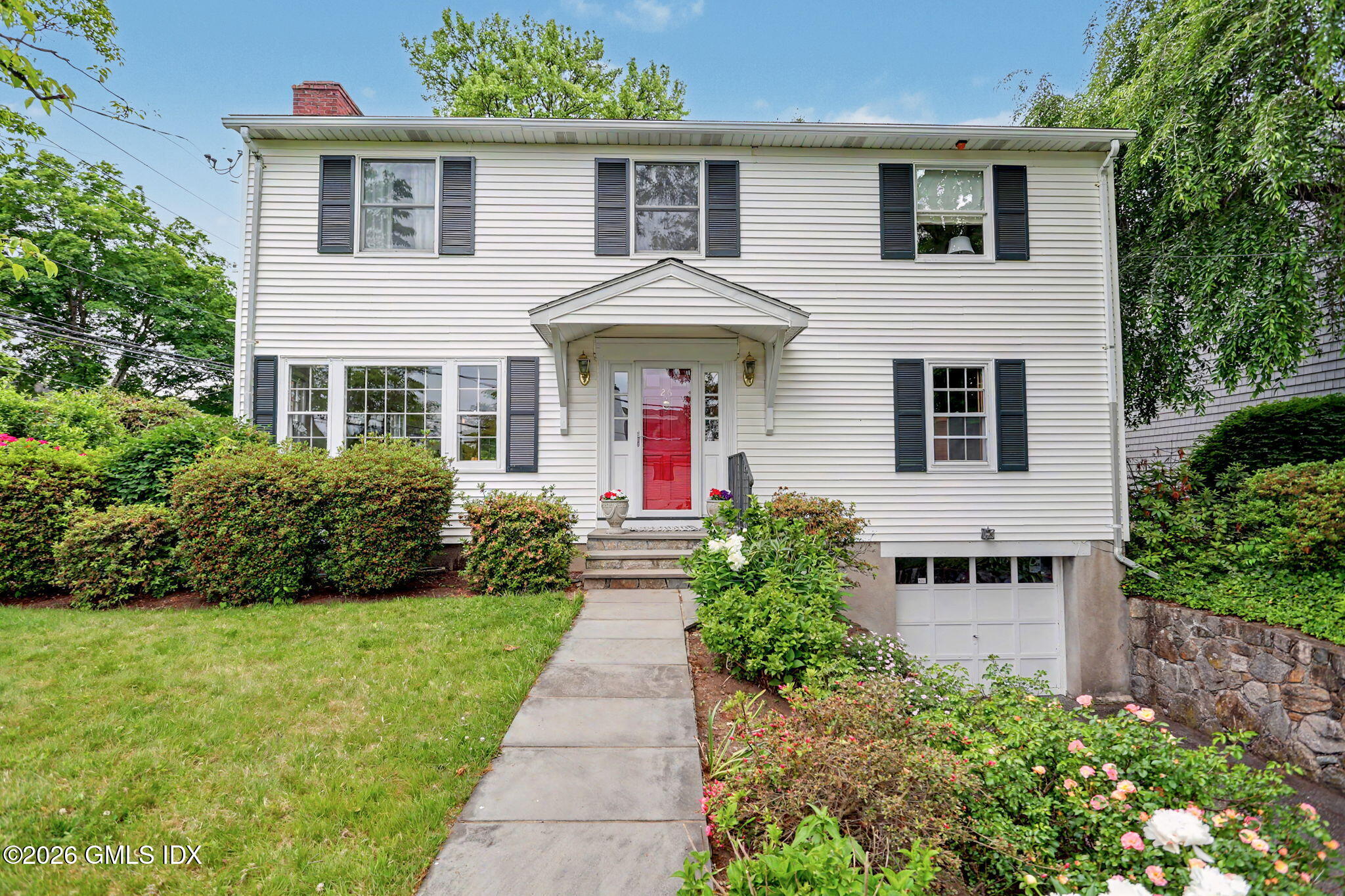 54-web-or-mls-26-linwood-ave