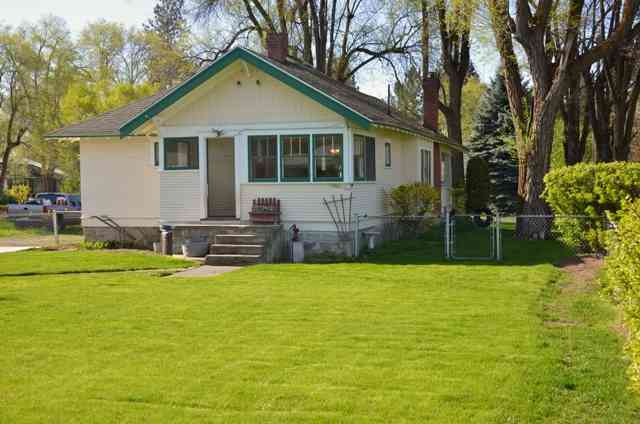 118 West Graves Road Spokane, WA 99218 - Photo 2 of 10