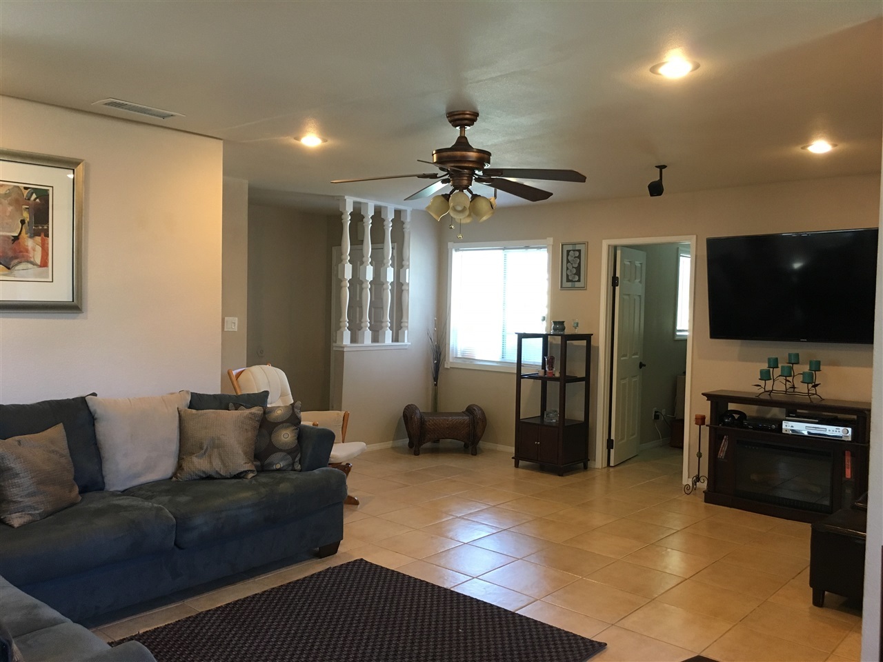 730 Parkbrook Street Spring Valley, CA 91977 - Photo 3 of 14 Gallery Image 3