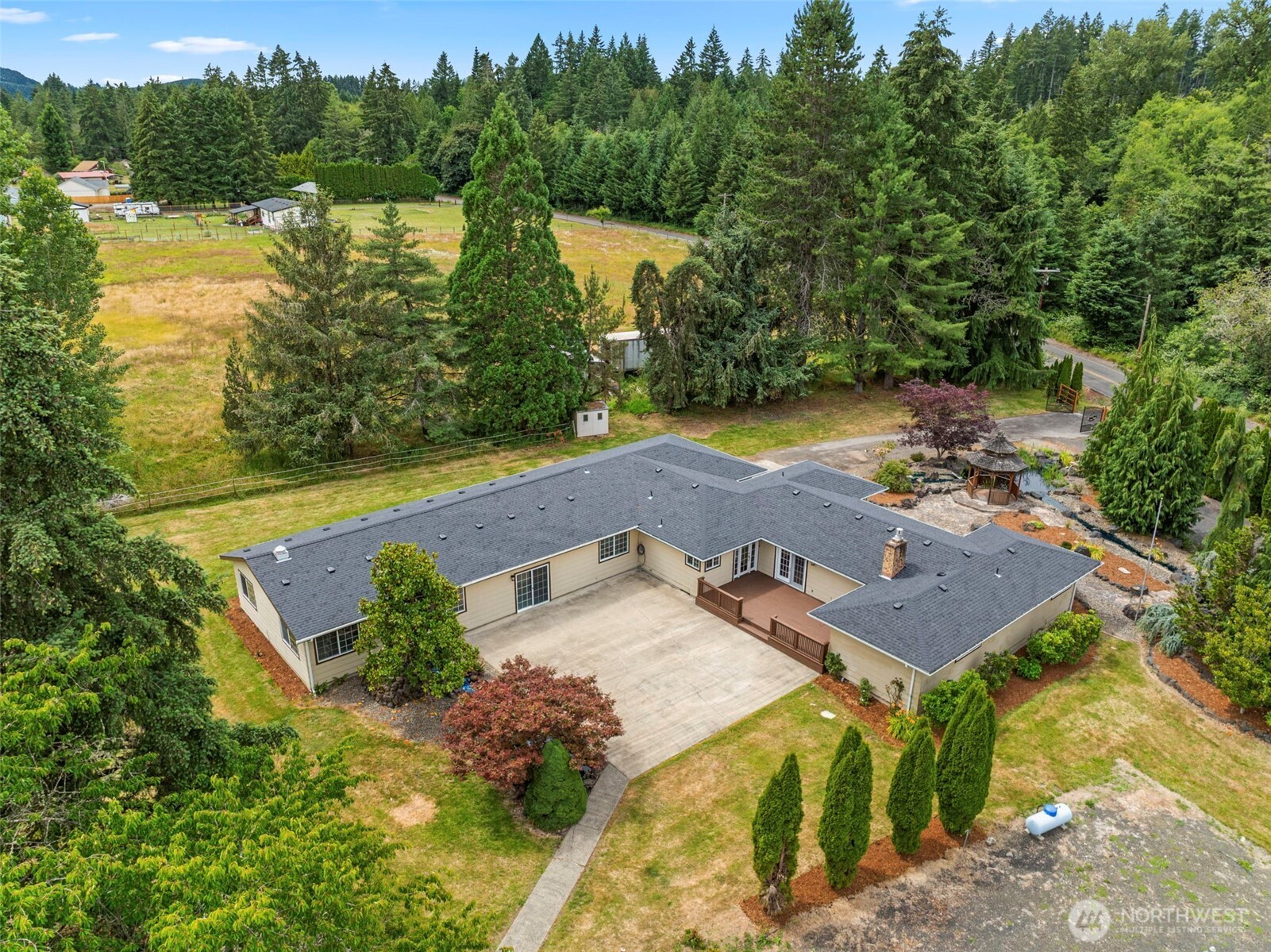 863 Byham Road Winlock, WA 98596 - Photo 4 of 37