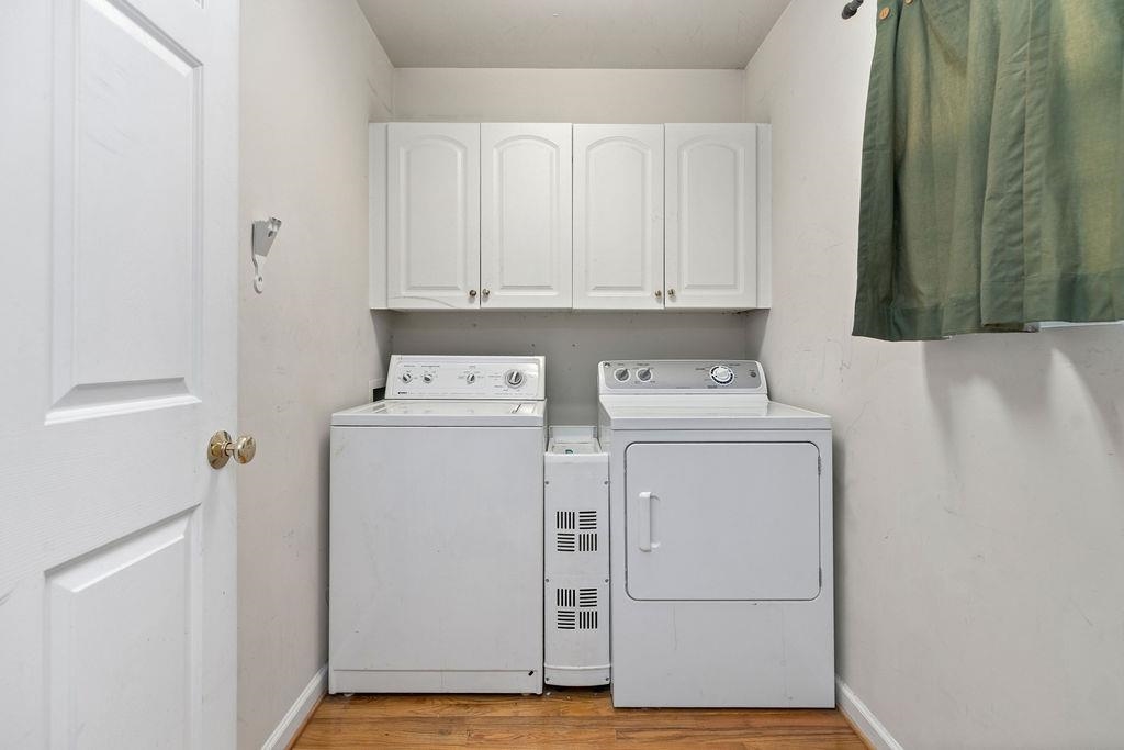 661 Jefferson Drive Palmyra, VA 22963 - Photo 20 of 41 a utility room with dryer and washer