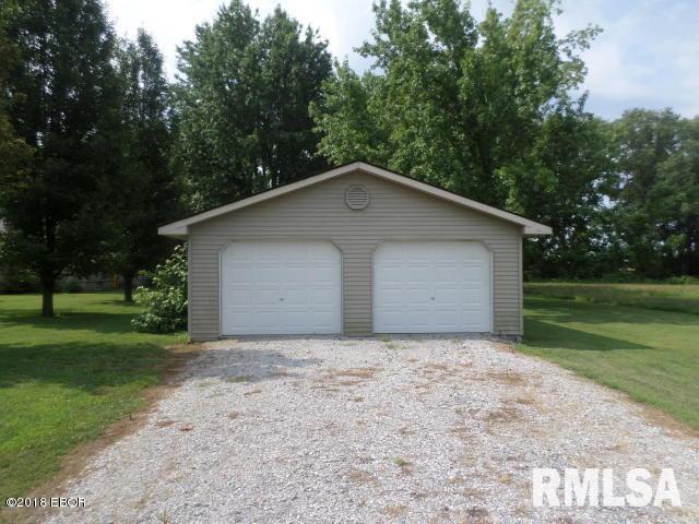 12297 North Benton Road Benton, IL 62812 - Photo 27 of 48 Gallery Image 27