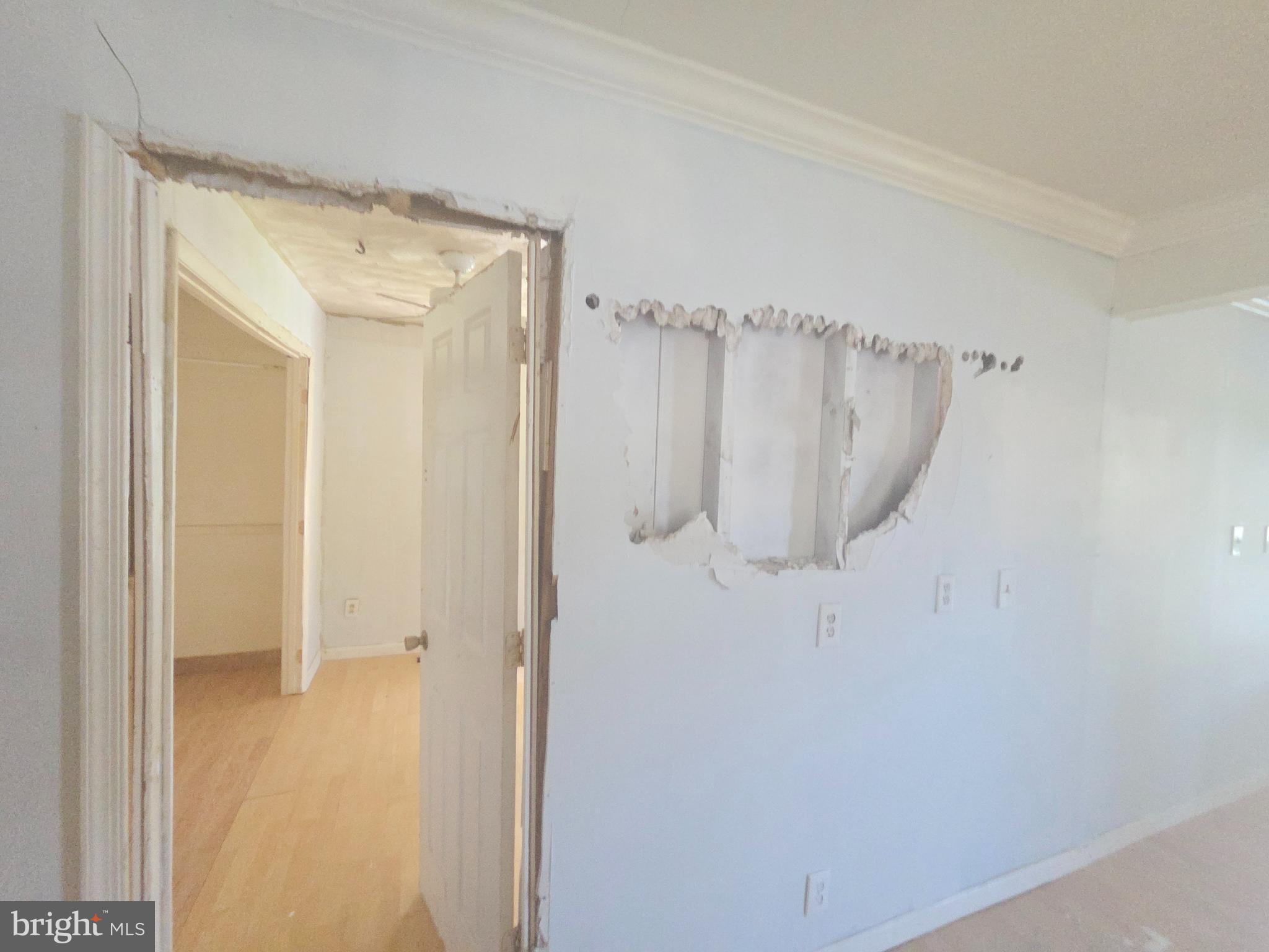 15 Beach Road Glen Burnie, MD 21060 - Photo 14 of 22 LR 2