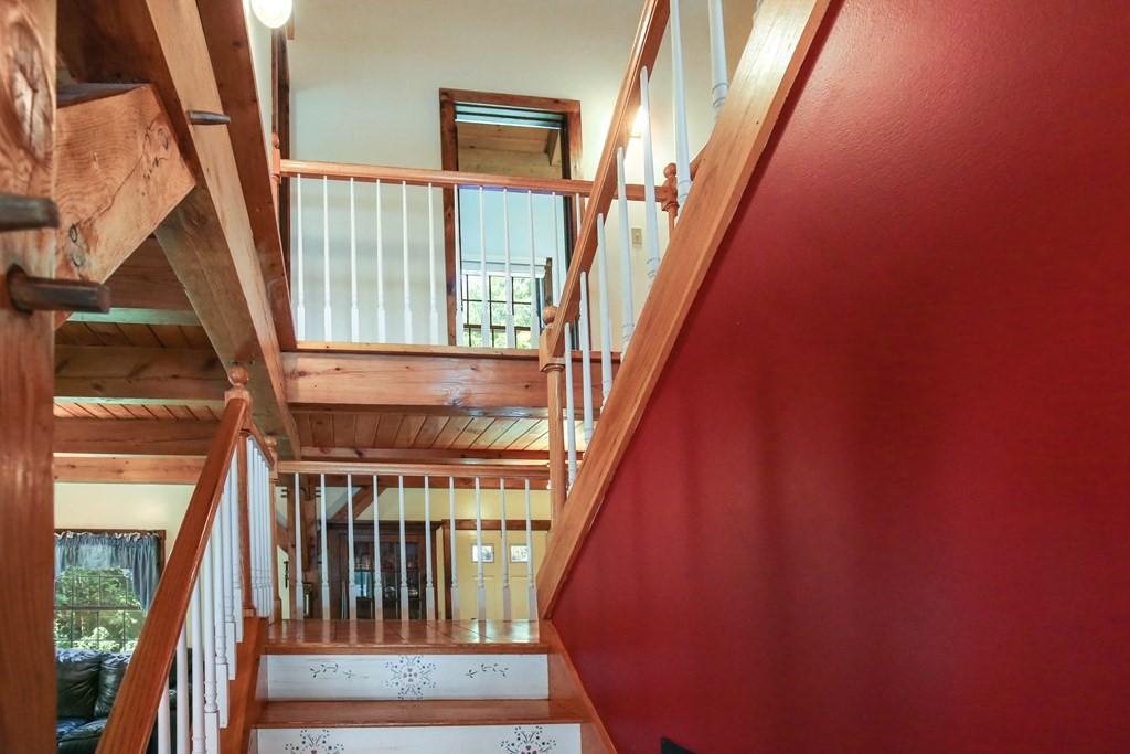 95 Crawford Road Rutland, MA 01543 - Photo 21 of 37