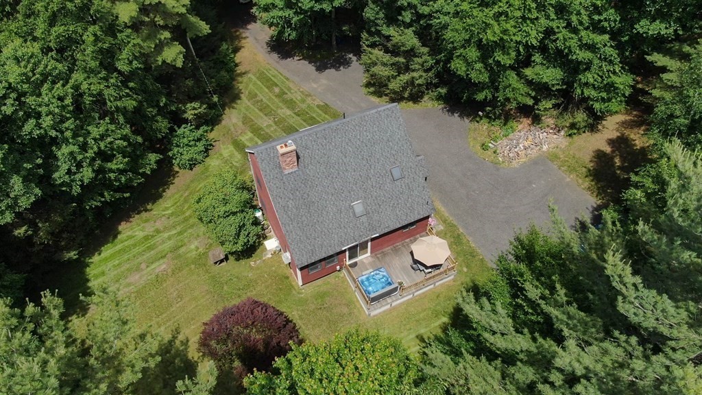 95 Crawford Road Rutland, MA 01543 - Photo 5 of 37