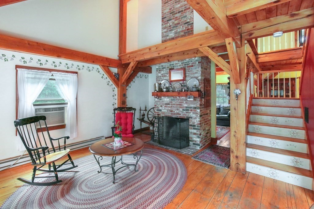 95 Crawford Road Rutland, MA 01543 - Photo 6 of 37