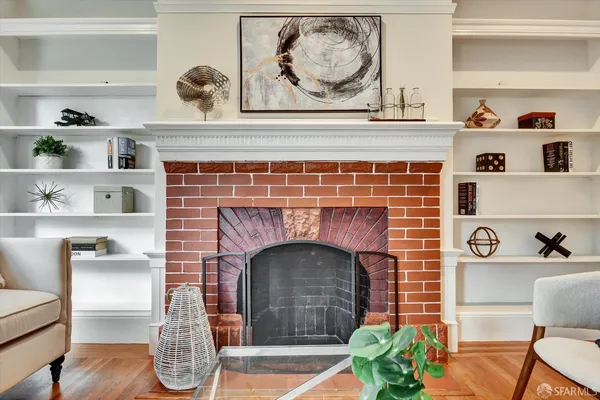 $2,339,900 | 2661-2663 Greenwich Street, San Francisco, CA 94123