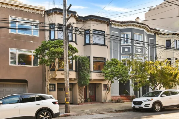 $2,339,900 | 2661-2663 Greenwich Street, San Francisco, CA 94123