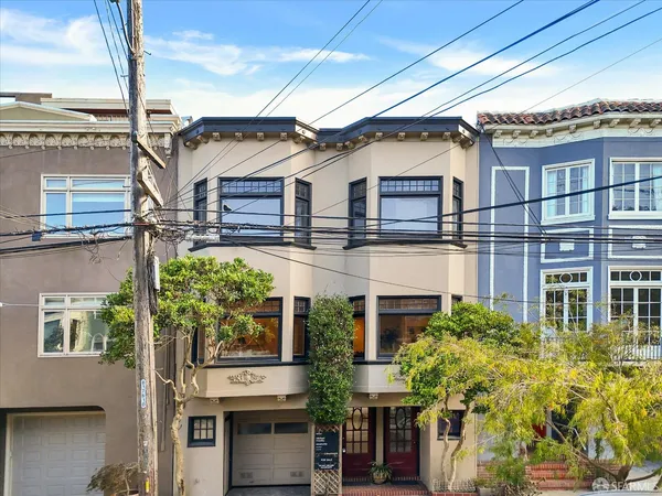 $2,339,900 | 2661-2663 Greenwich Street, San Francisco, CA 94123