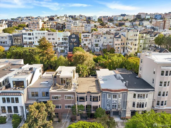$2,339,900 | 2661-2663 Greenwich Street, San Francisco, CA 94123