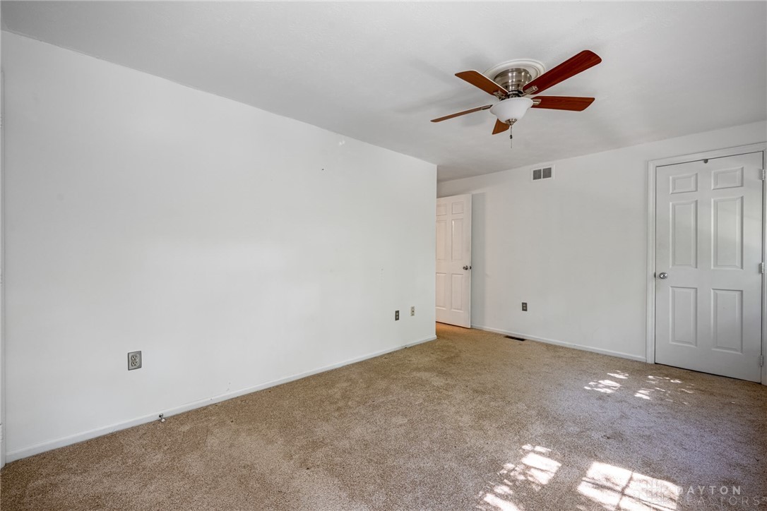 5853 Overbrooke Road Dayton, OH 45440 - Photo 16 of 23 Gallery Image 16
