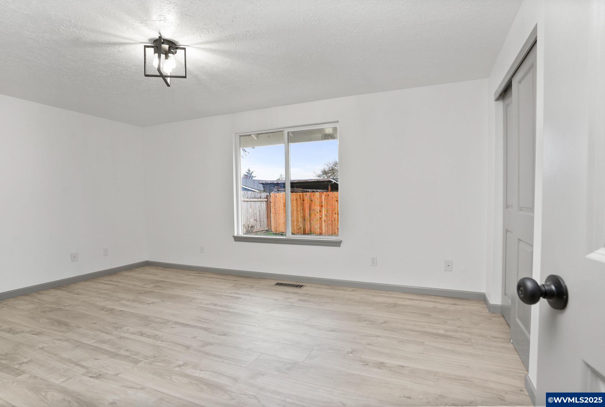 653 Cedar Street Independence, OR 97351 - Photo 16 of 26 Gallery Image 16
