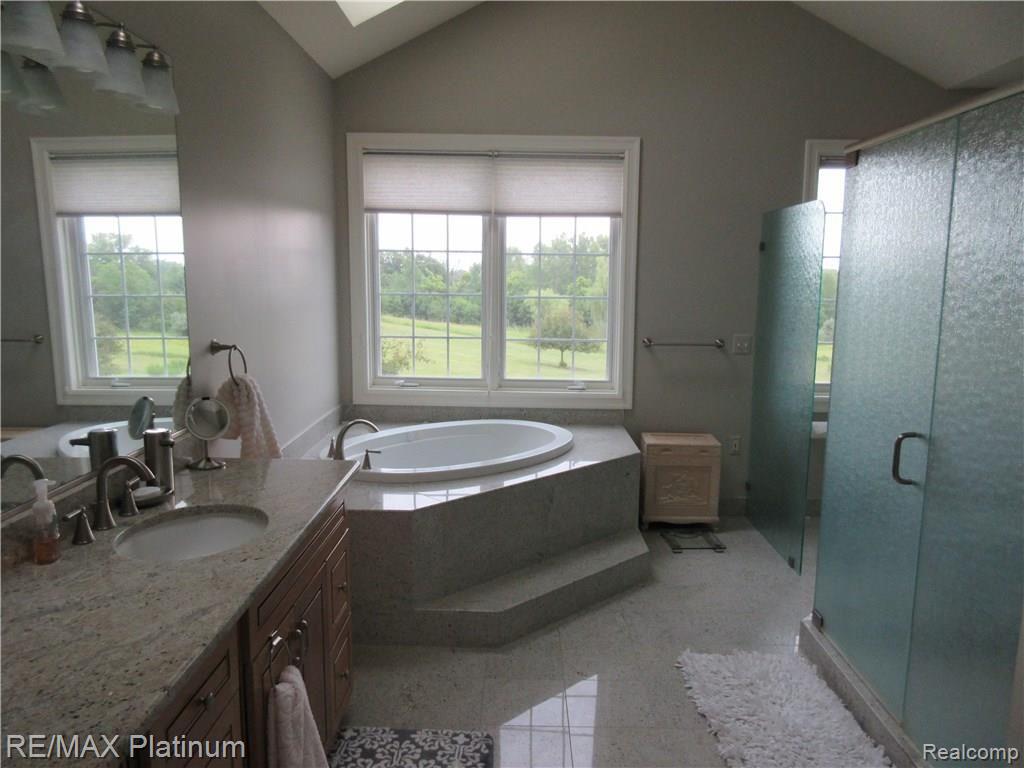 4535 West Waters Road Ann Arbor, MI 48103 - Photo 11 of 51 IMG_0909.JPG