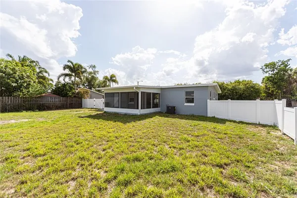 $1,750 | 3208 Pinetree Street, Port Charlotte, FL 33952