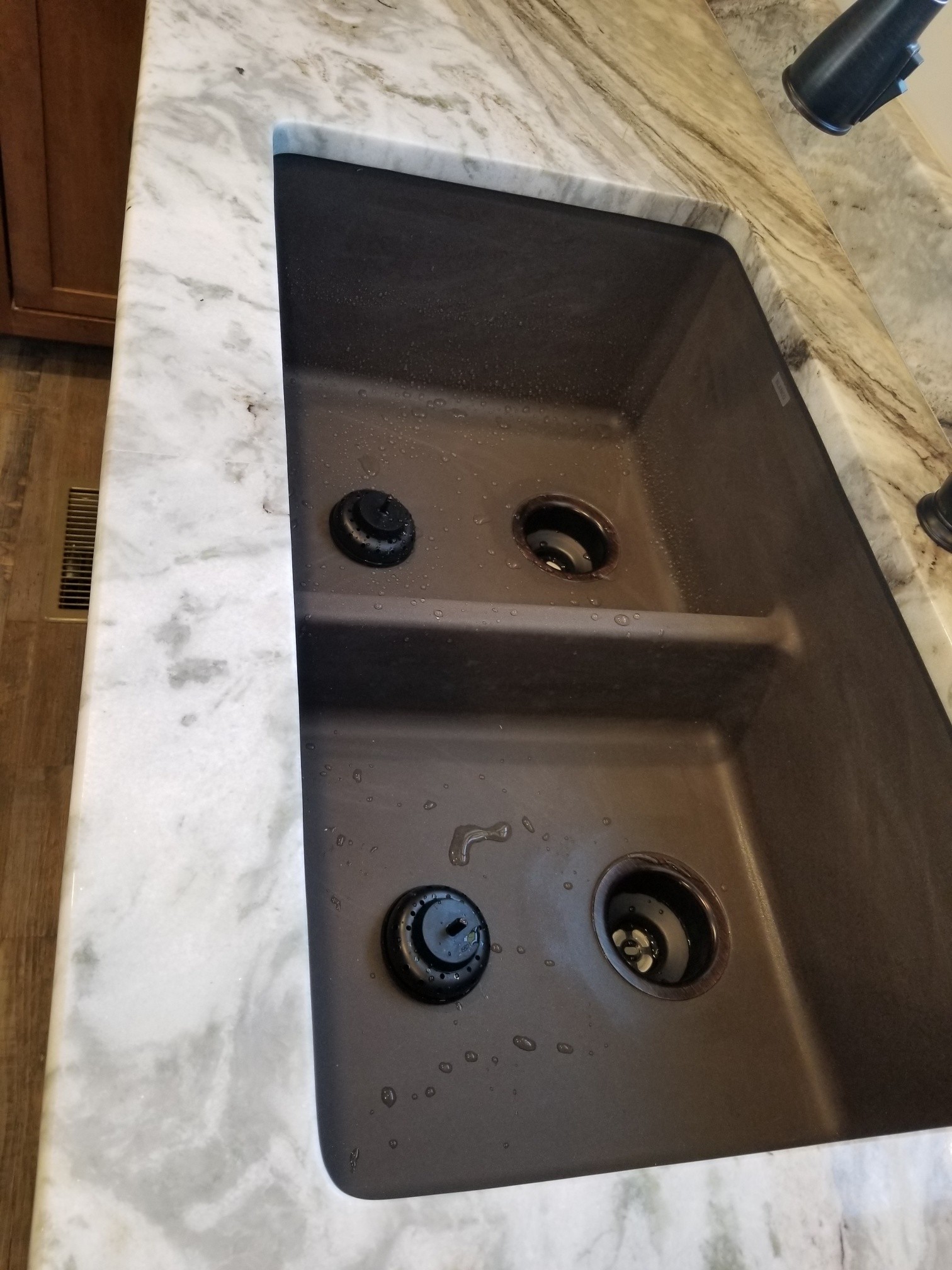 2145 Austin Road Lafayette, TN 37083 - Photo 10 of 21 a utility room with dryer and washer