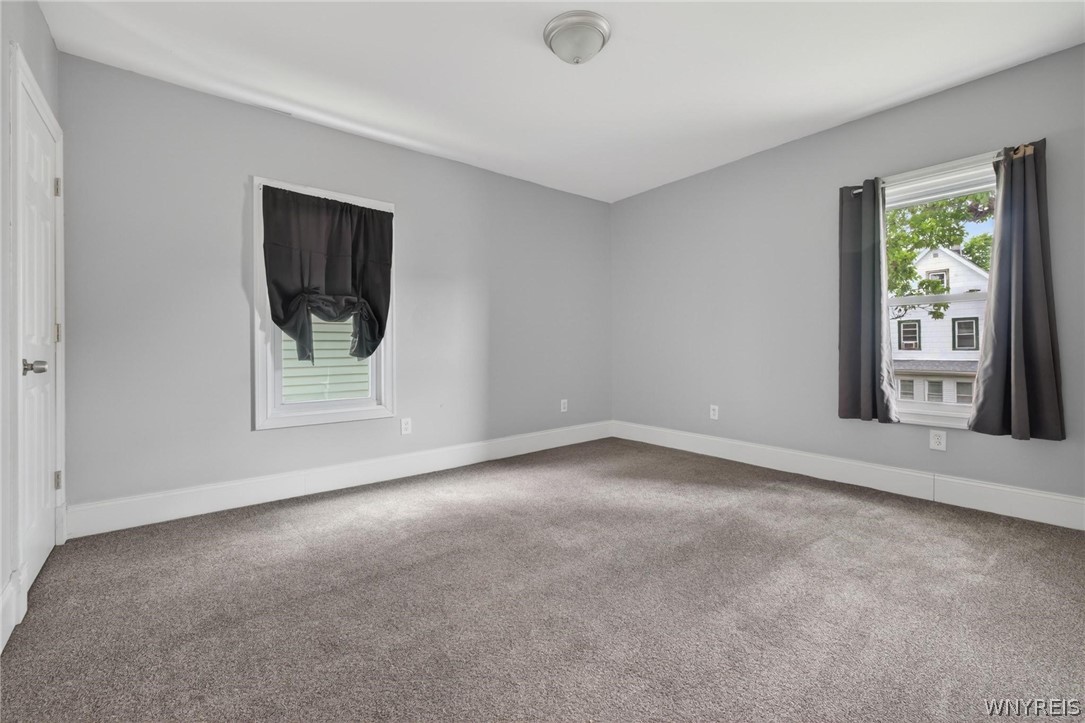 186 Riverside Avenue Buffalo, NY 14207 - Photo 30 of 36