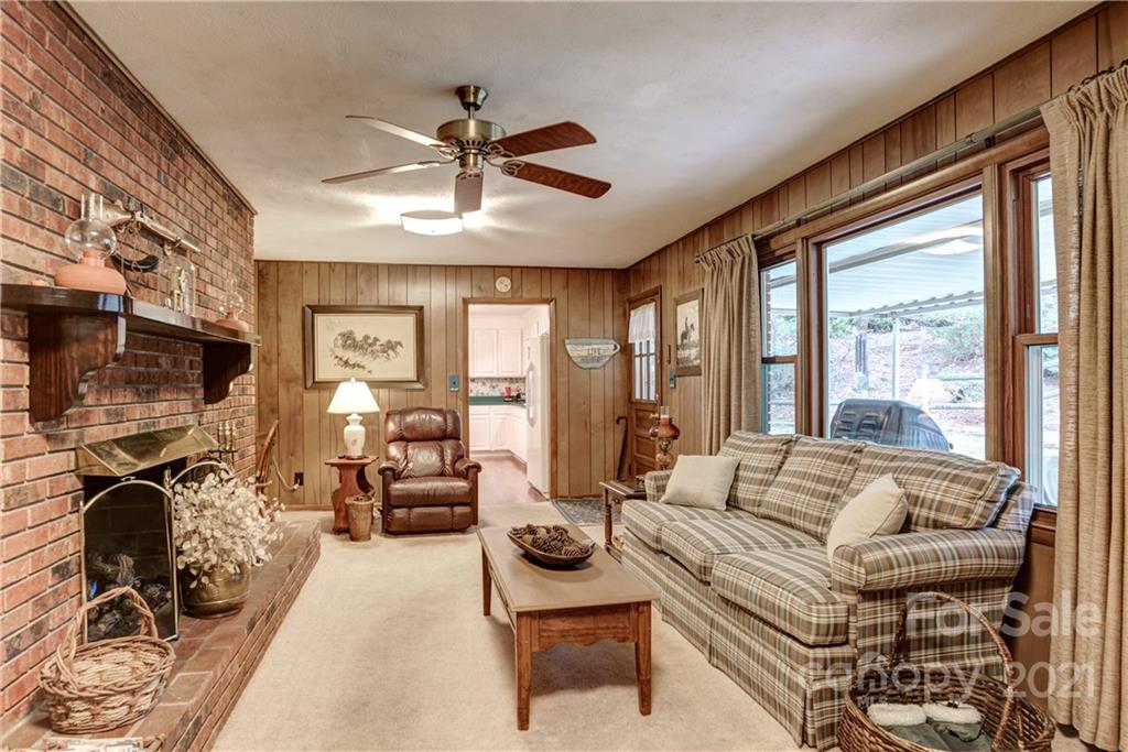 5 Highlander Road Asheville, NC 28804 - Photo 13 of 35 Gallery Image 13